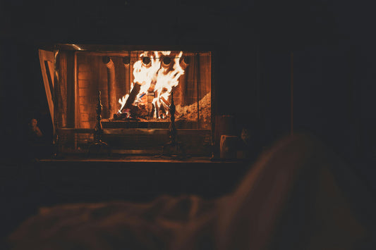 How to Stay Warm (or Cool) Without Power